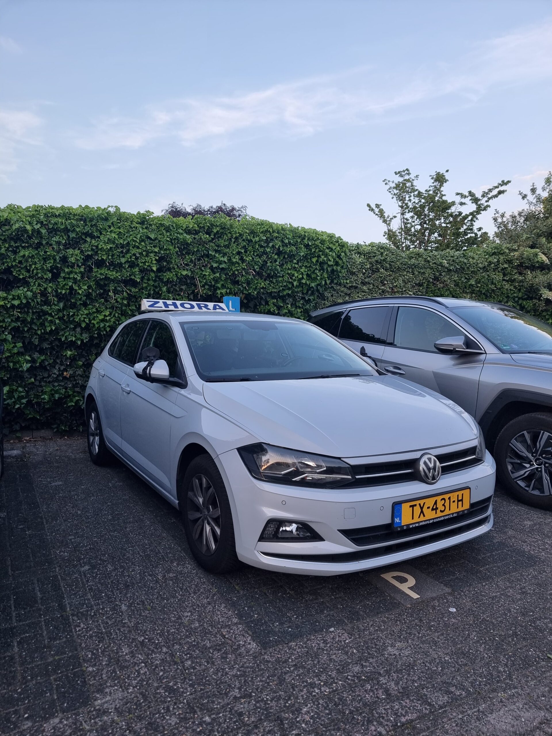 VW Polo automaat lesauto Autorijschool Zhora